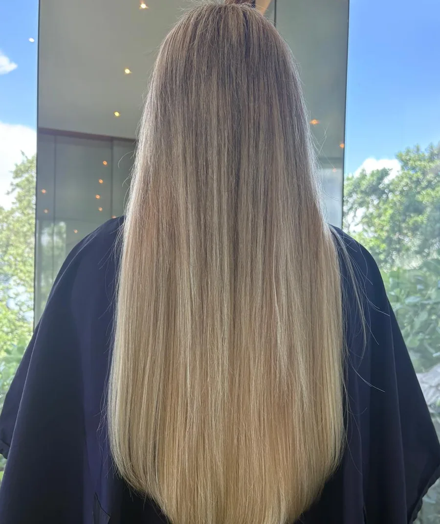 Cabello largo antes del servicio de color